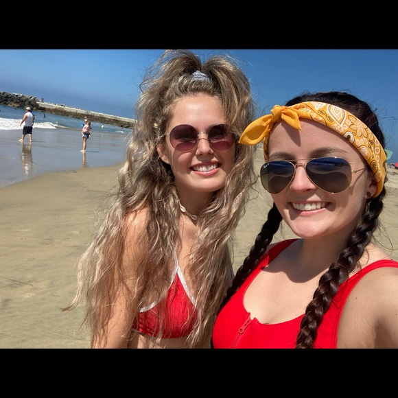 Meet Your Posher! - Picture 8 of 11